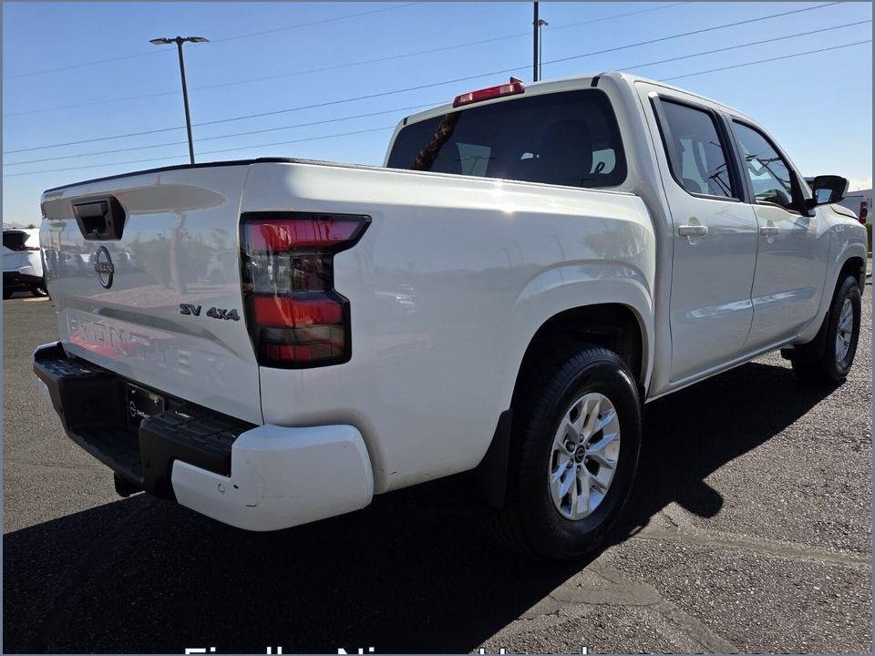 2024 Nissan Frontier Crew Cab SV 4x4