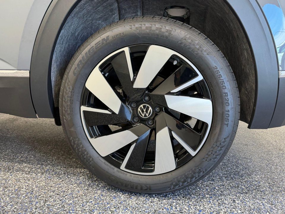 2026 Volkswagen Atlas Cross Sport SEL