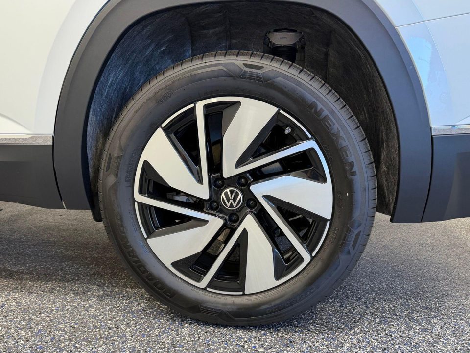 2026 Volkswagen Atlas SEL