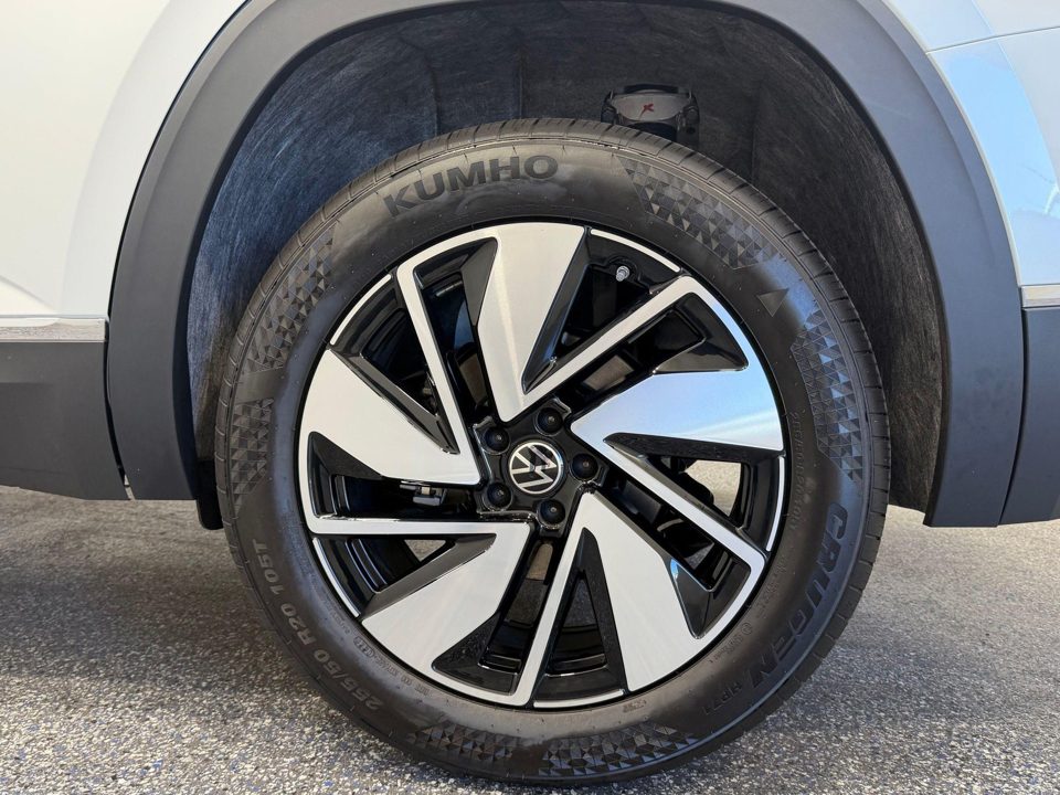 2026 Volkswagen Atlas SEL