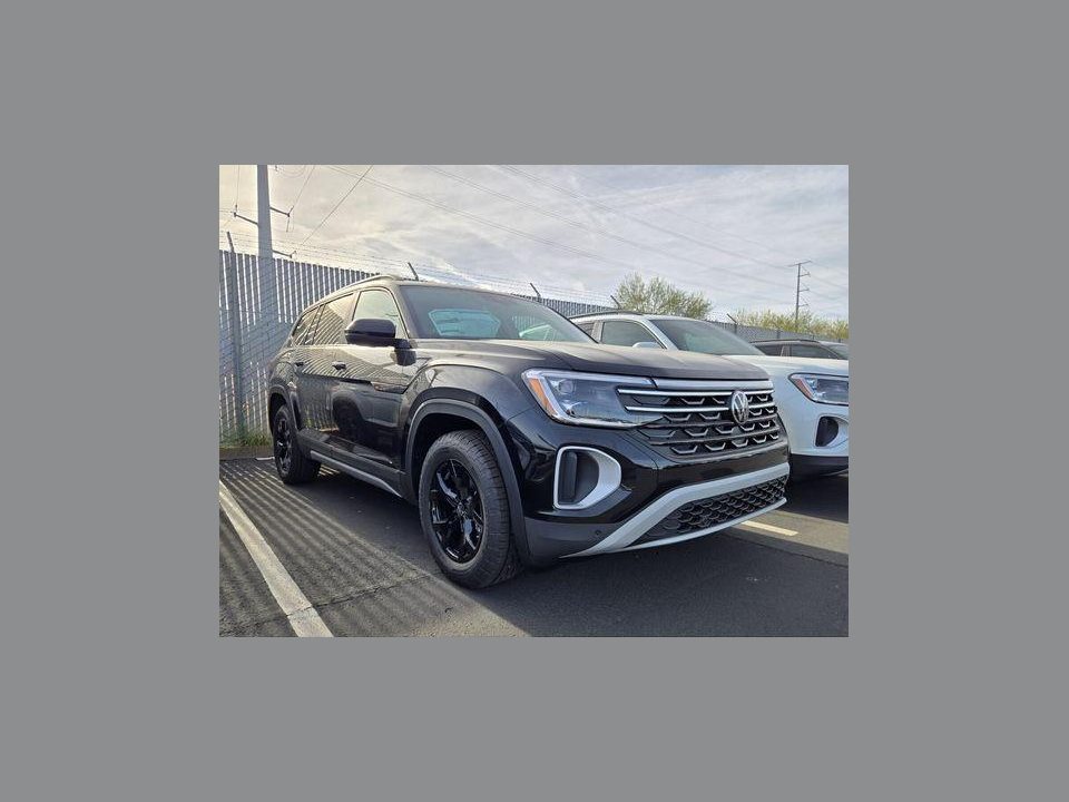 2026 Volkswagen Atlas Peak Edition