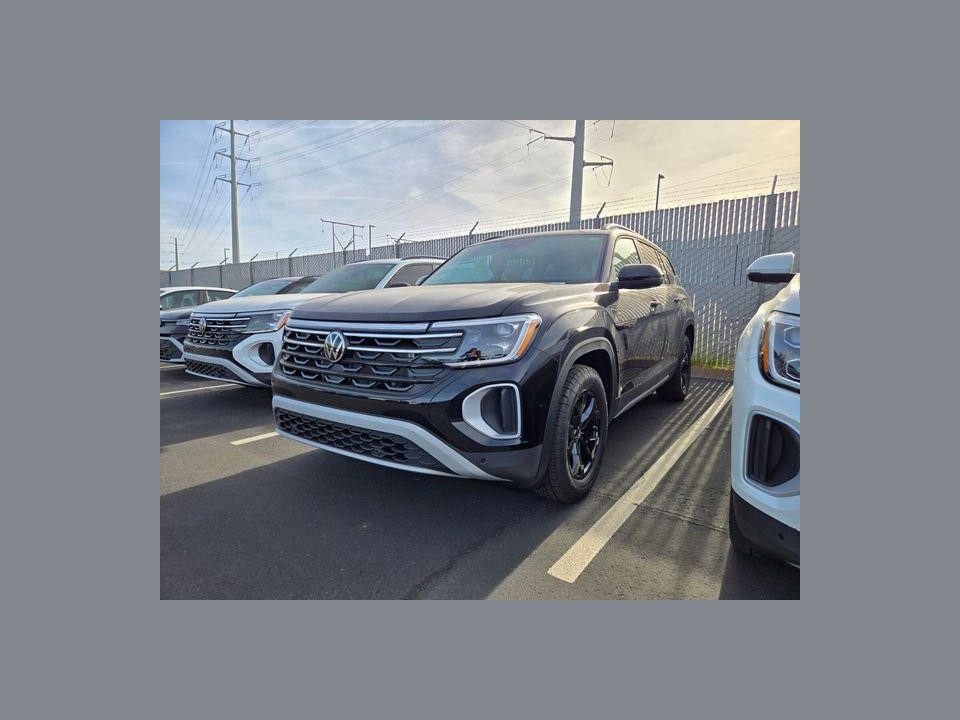 2026 Volkswagen Atlas Peak Edition