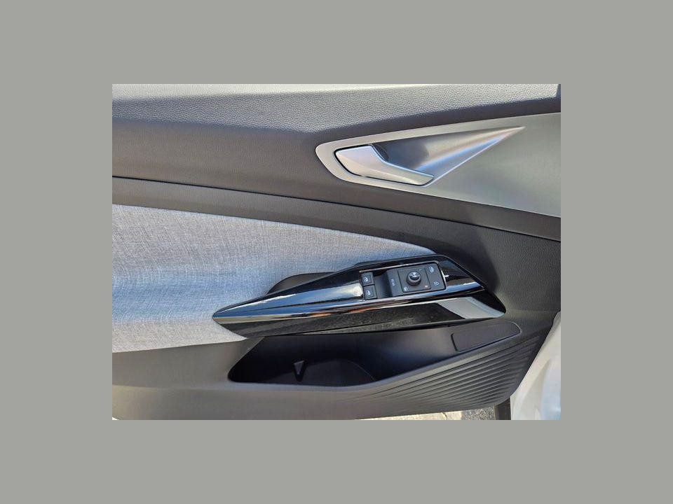 2026 Volkswagen ID.4 Pro