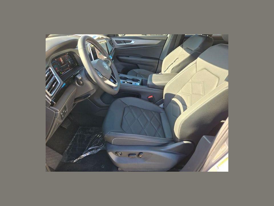 2026 Volkswagen Atlas Cross Sport SE
