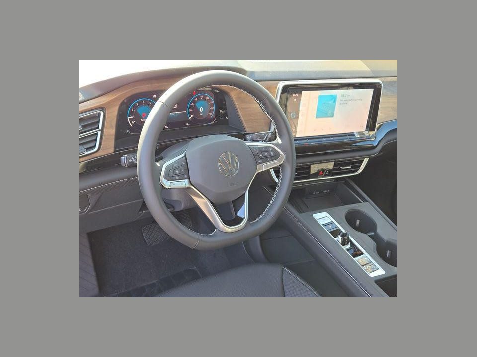 2026 Volkswagen Atlas SE
