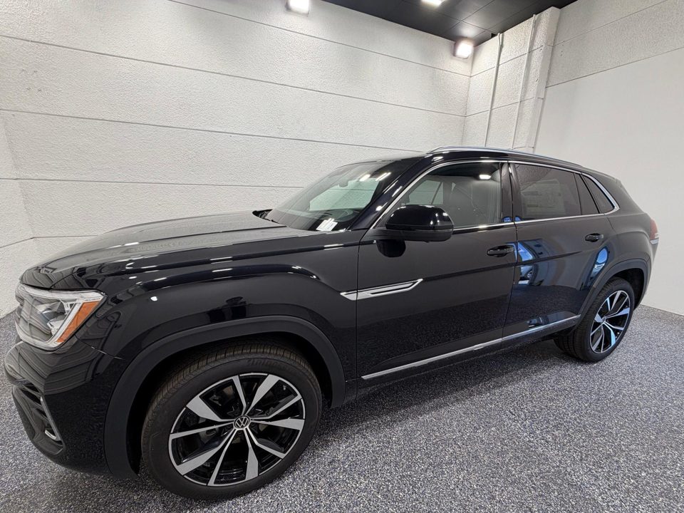 2026 Volkswagen Atlas Cross Sport SEL Premium R-Line
