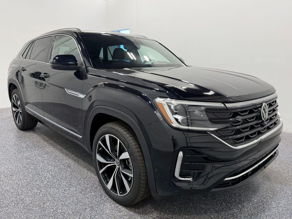 2026 Volkswagen Atlas Cross Sport SEL Premium R-Line