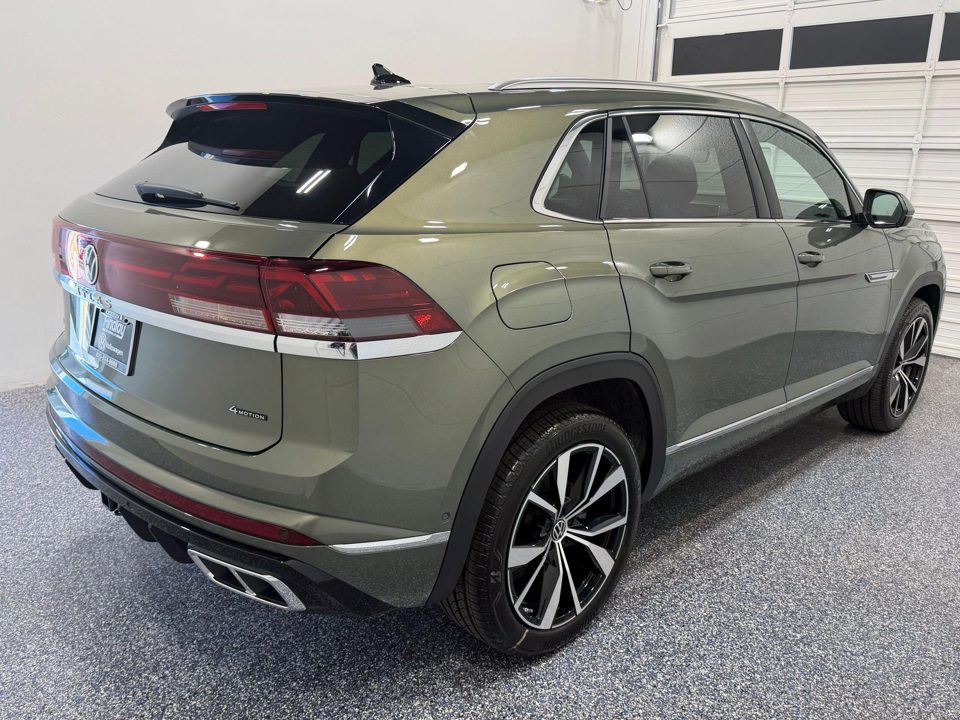 2026 Volkswagen Atlas Cross Sport SEL Premium R-Line