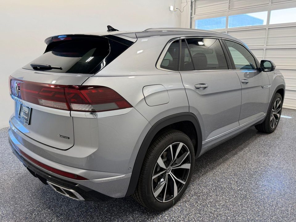 2026 Volkswagen Atlas Cross Sport SEL Premium R-Line