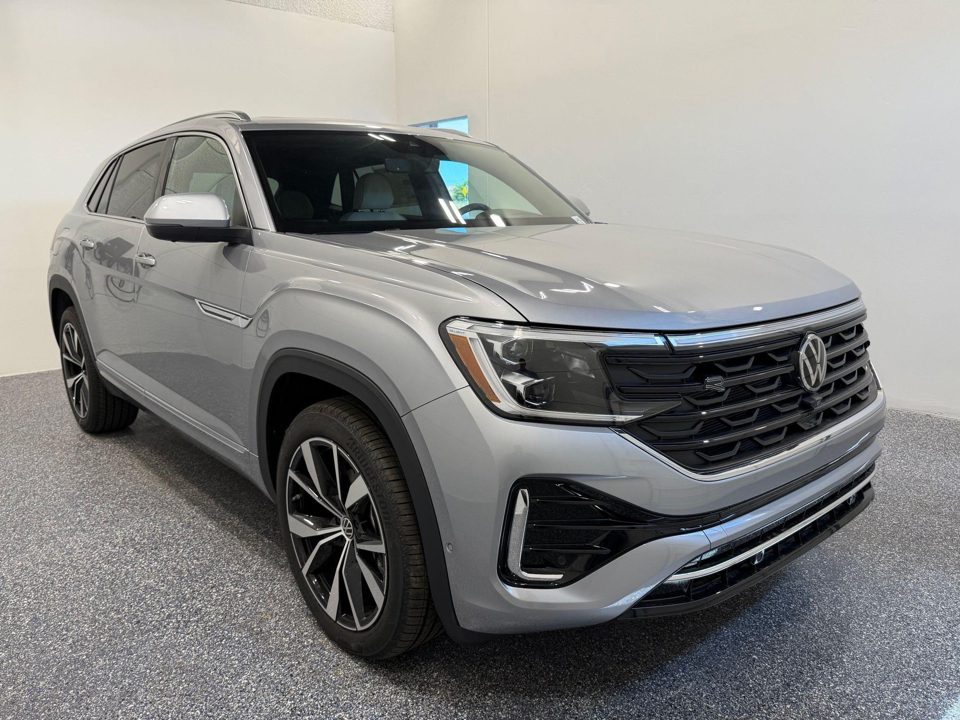 2026 Volkswagen Atlas Cross Sport SEL Premium R-Line