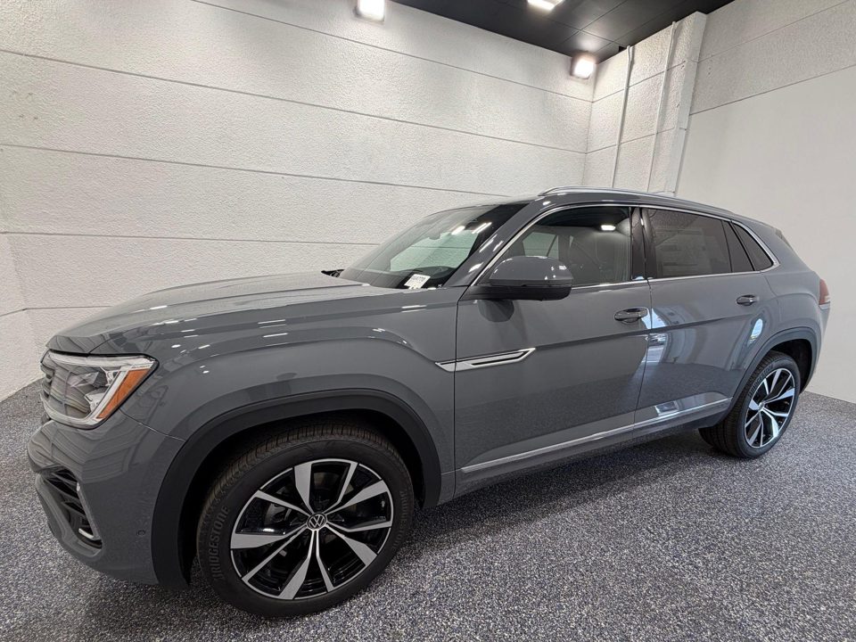2026 Volkswagen Atlas Cross Sport SEL Premium R-Line