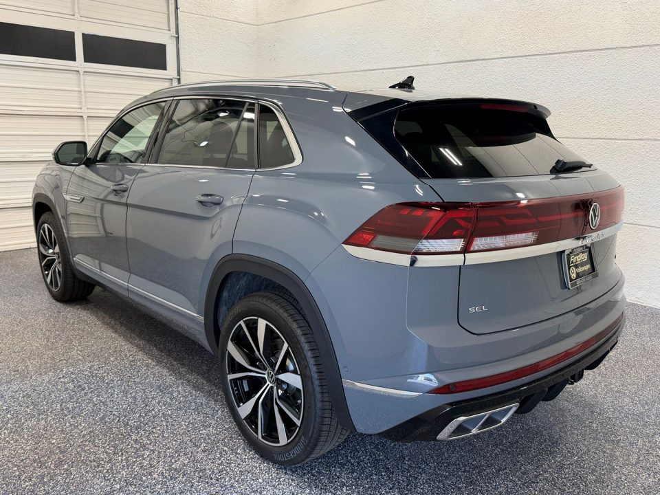 2026 Volkswagen Atlas Cross Sport SEL Premium R-Line