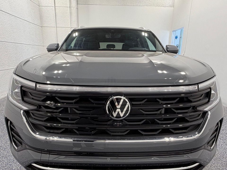 2026 Volkswagen Atlas Cross Sport SEL Premium R-Line