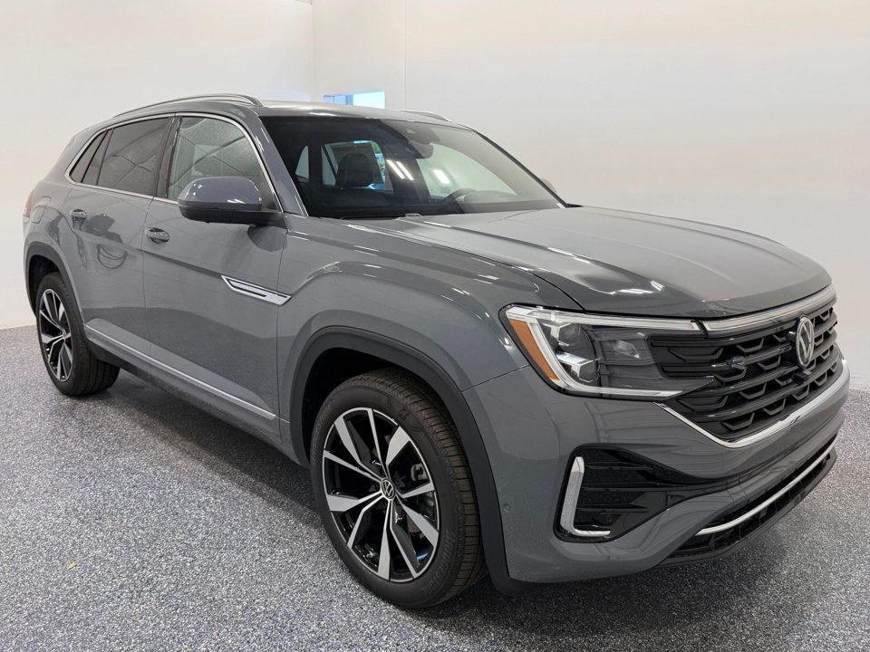 2026 Volkswagen Atlas Cross Sport SEL Premium R-Line