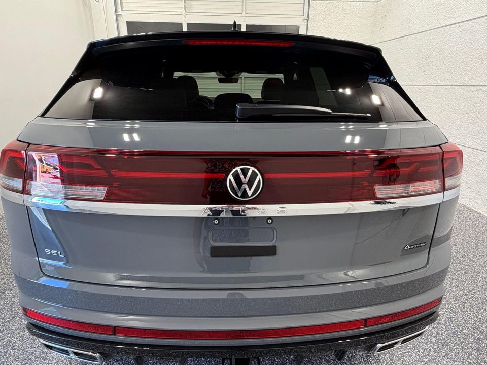 2026 Volkswagen Atlas Cross Sport SEL Premium R-Line