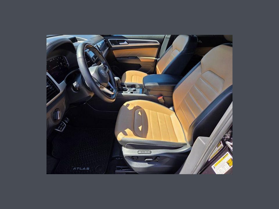 2023 Volkswagen Atlas Cross Sport 3.6L V6 SEL Premium R-Line