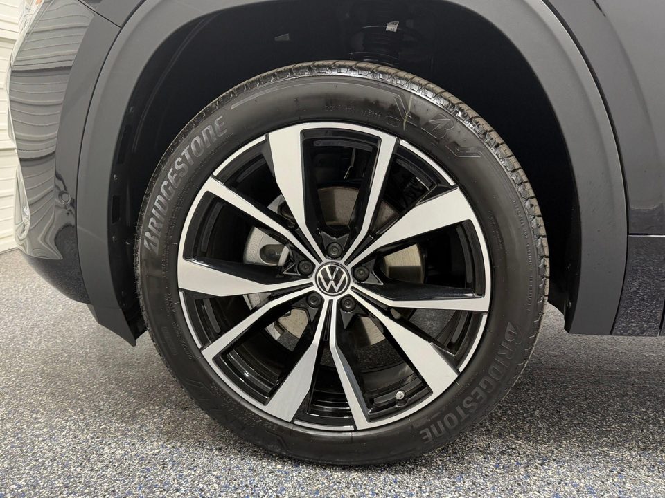 2026 Volkswagen Atlas SEL Premium R-Line