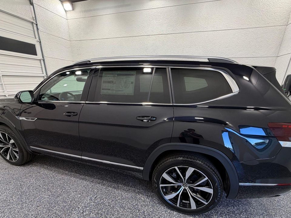 2026 Volkswagen Atlas SEL Premium R-Line