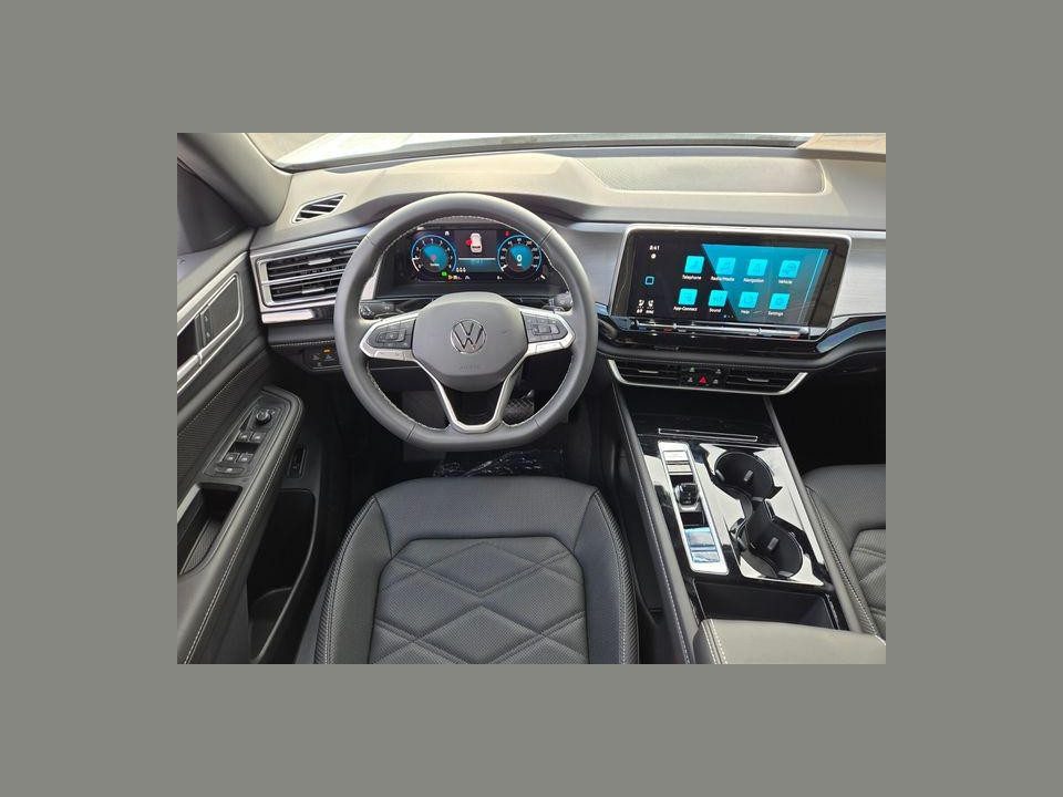 2026 Volkswagen Atlas Cross Sport 2.0T SE w/Technology