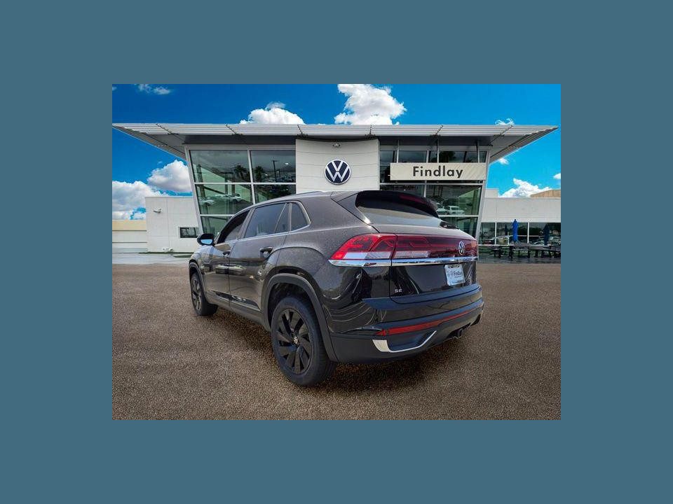 2026 Volkswagen Atlas Cross Sport SE with Technology