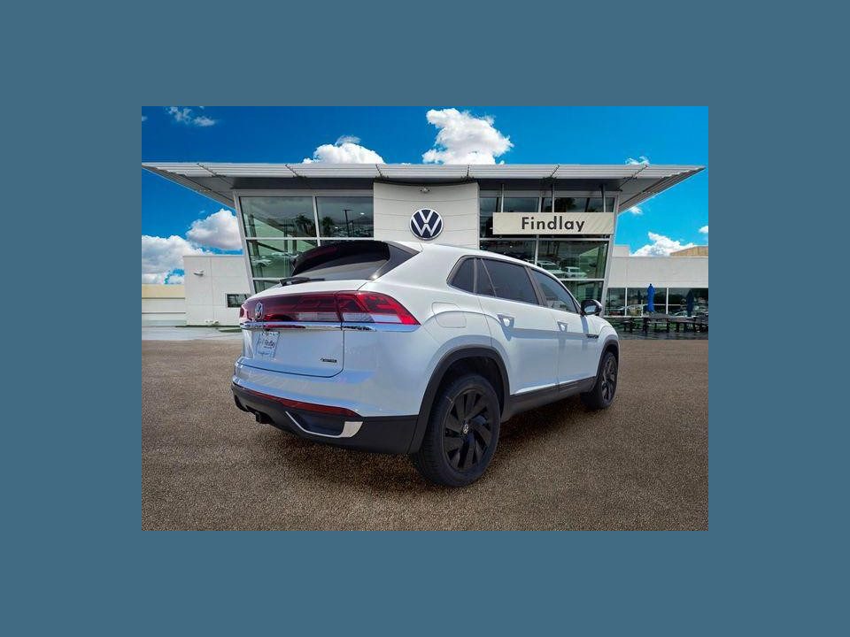2026 Volkswagen Atlas Cross Sport SE with Technology
