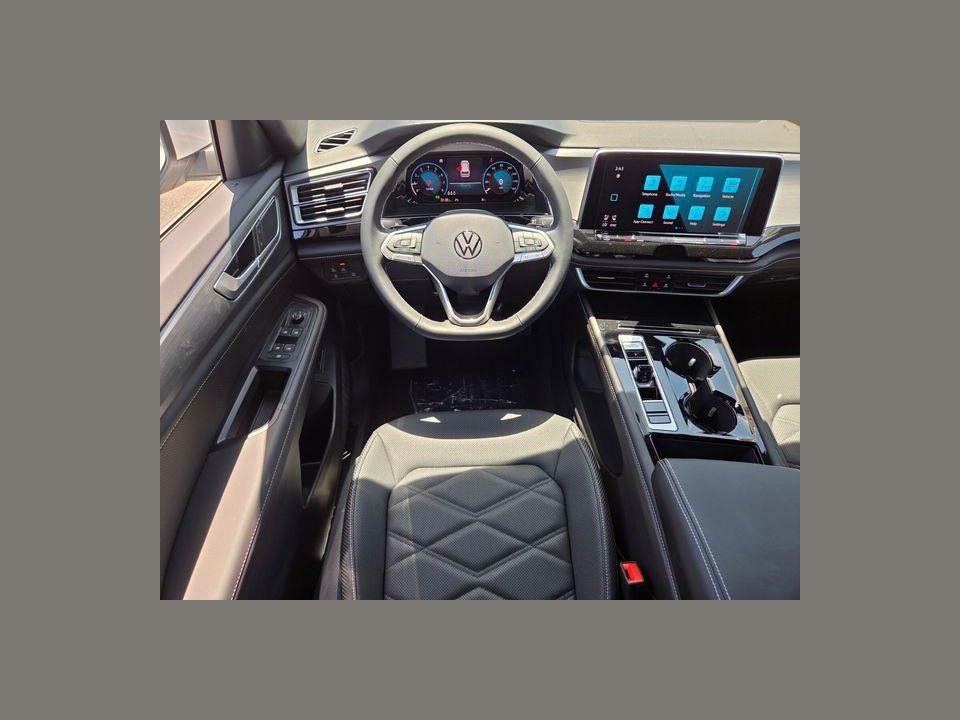 2026 Volkswagen Atlas Cross Sport SE with Technology