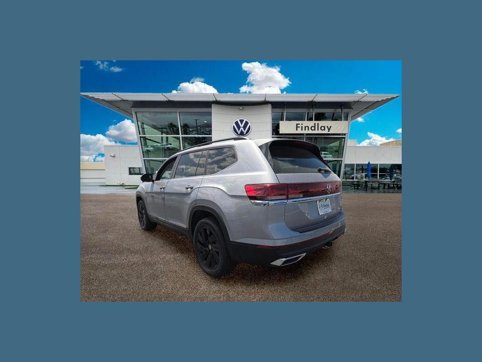 2026 Volkswagen Atlas SE with Technology