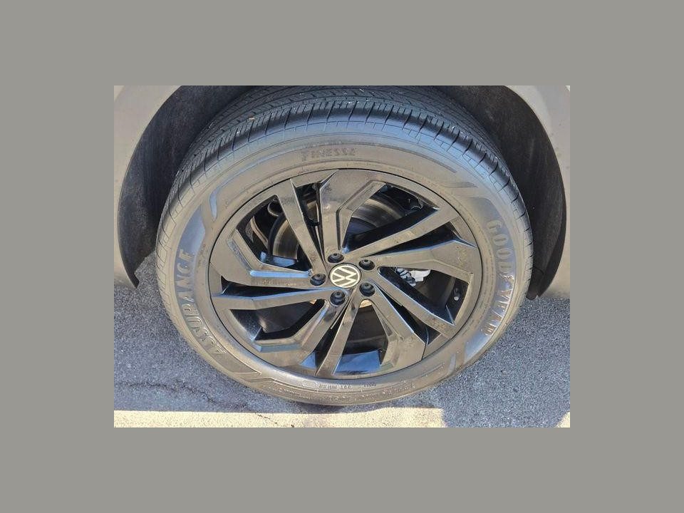 2023 Volkswagen Atlas 2.0T SE w/Technology