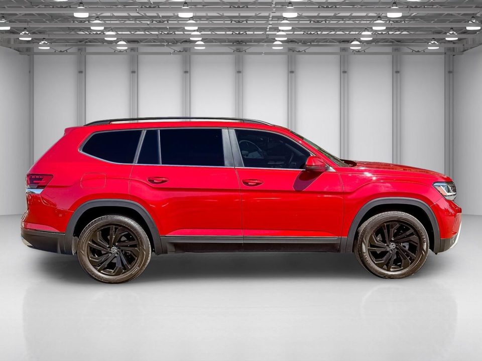2022 Volkswagen Atlas 2.0T SE w/Technology