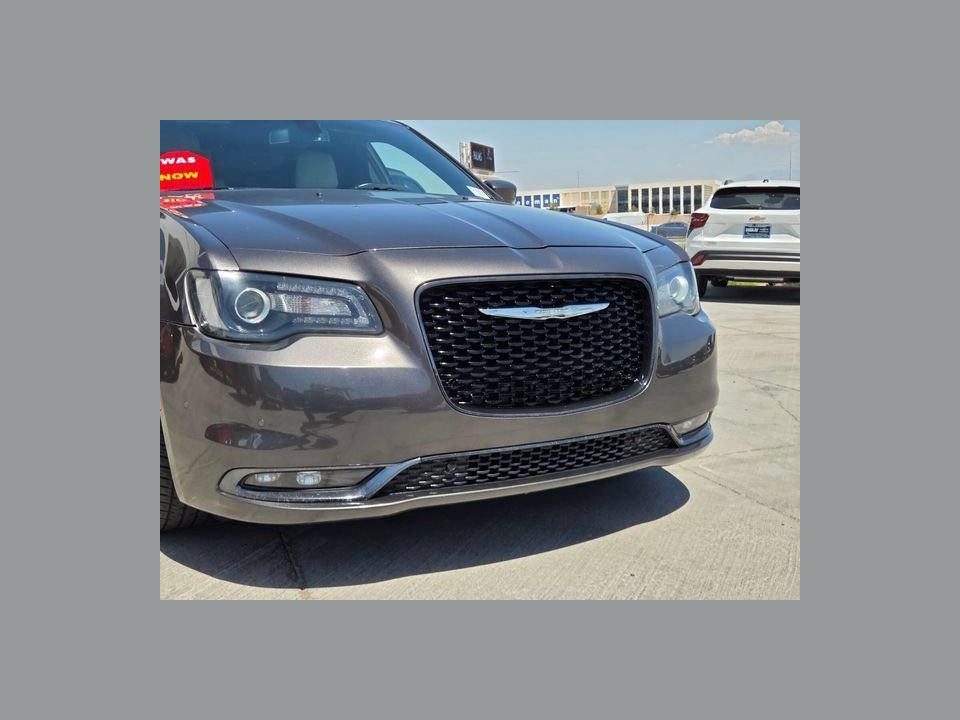 2018 Chrysler 300 300S