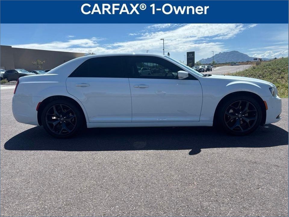 2023 Chrysler 300 300S