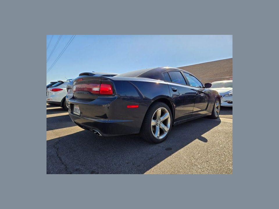 2012 Dodge Charger SXT
