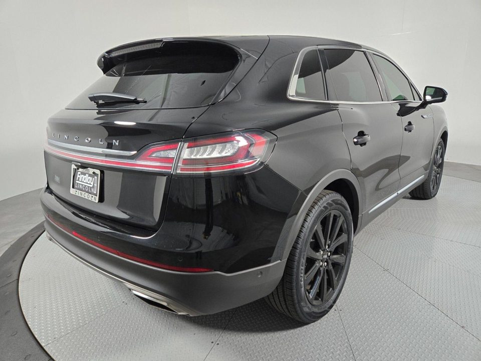 2022 Lincoln Nautilus Reserve