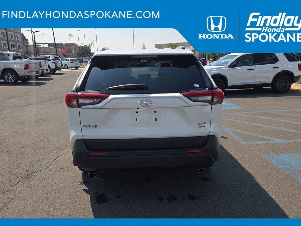2022 Toyota RAV4 XLE Premium