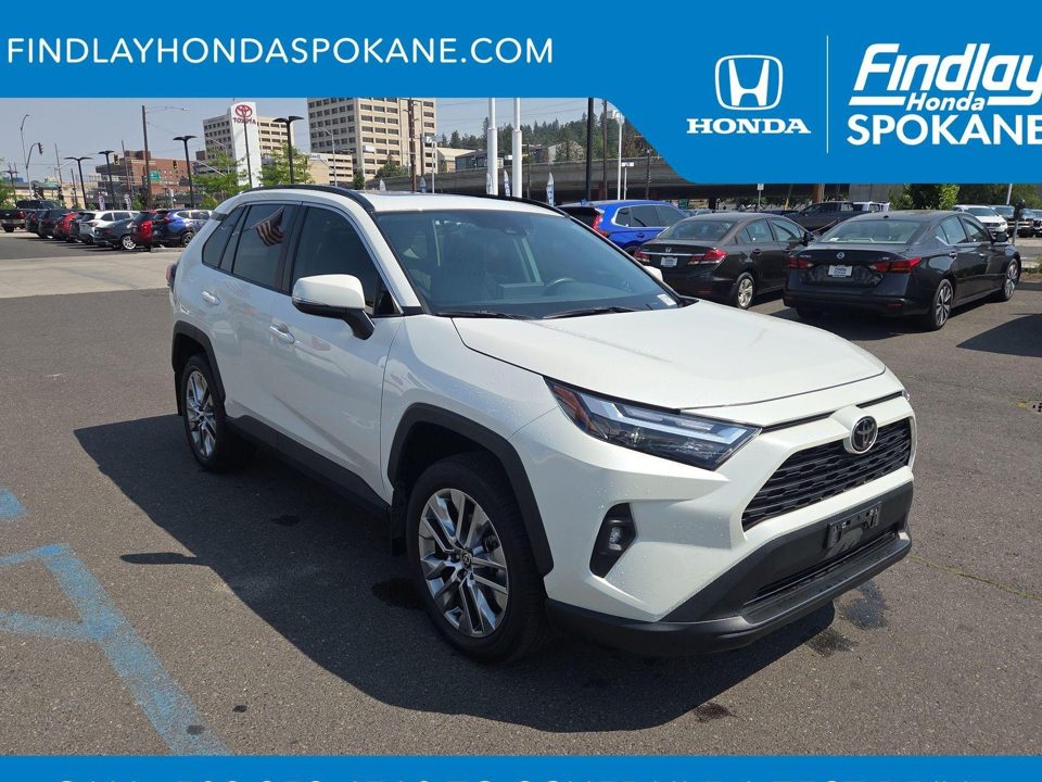 2022 Toyota RAV4 XLE Premium