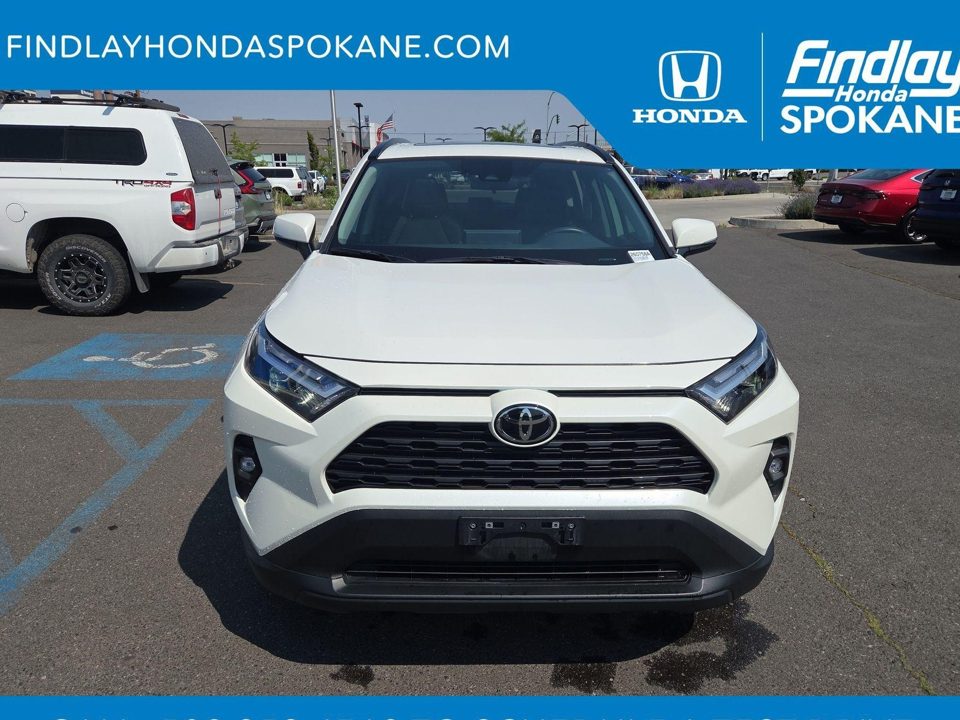 2022 Toyota RAV4 XLE Premium