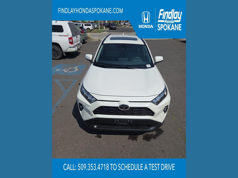 2022 Toyota RAV4 XLE Premium