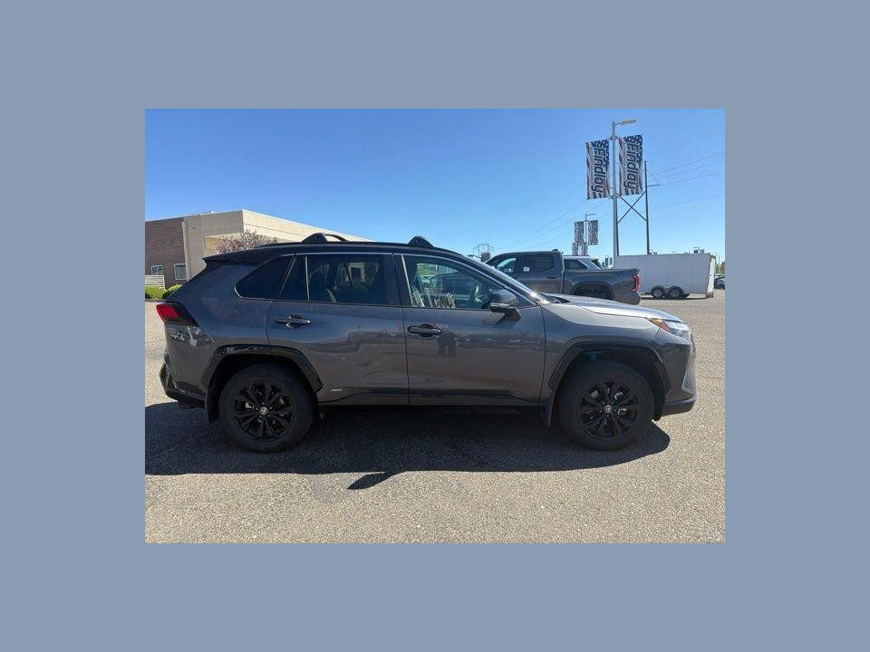 2024 Toyota RAV4 Hybrid XSE