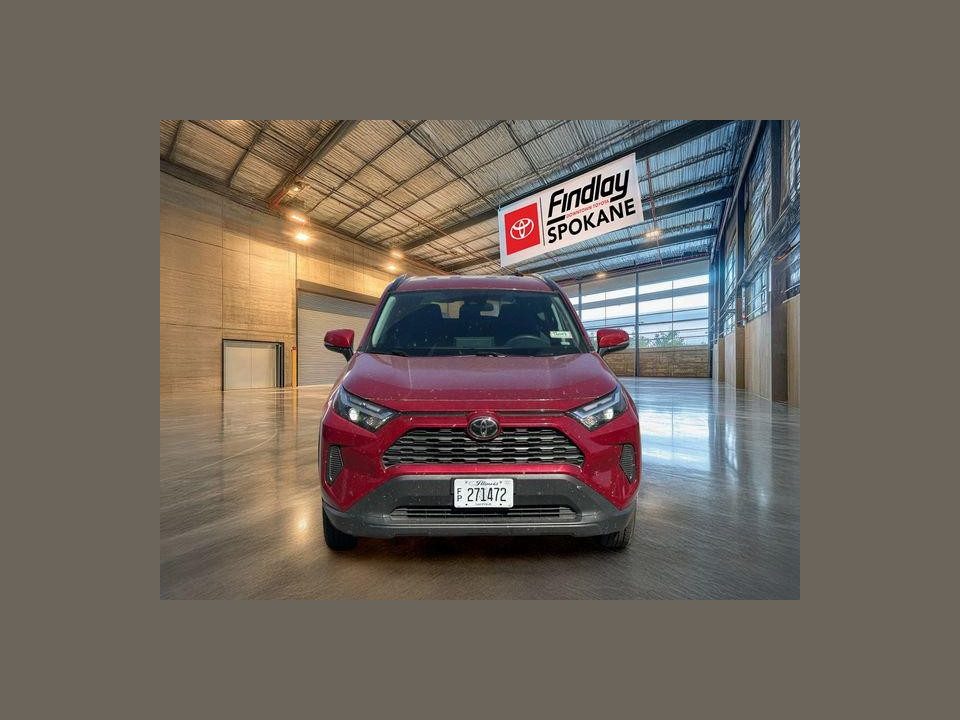2025 Toyota RAV4 XLE