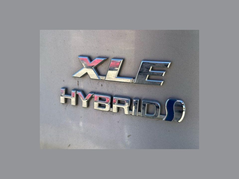 2021 Toyota RAV4 Hybrid XLE