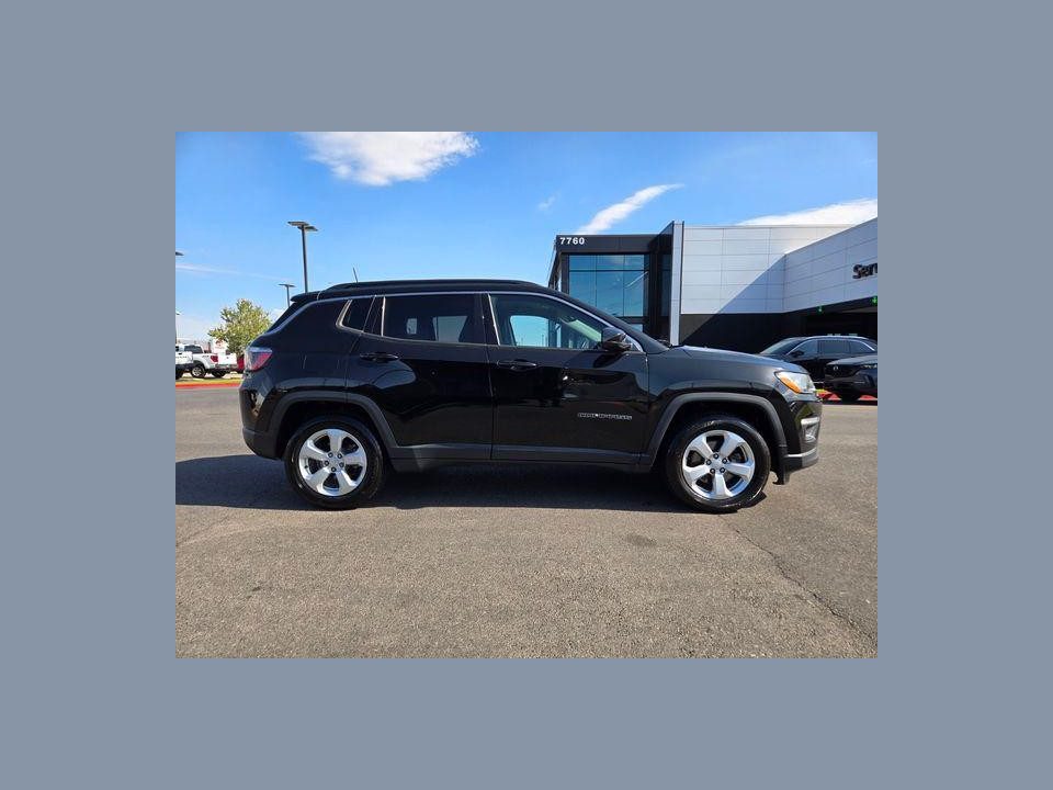 2018 Jeep Compass Latitude FWD