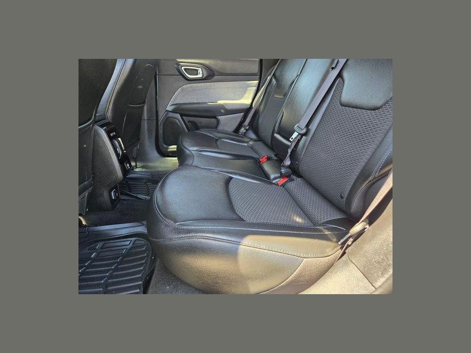 2022 Jeep Compass Latitude FWD