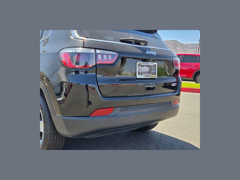 2022 Jeep Compass Latitude FWD