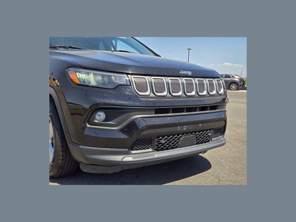 2022 Jeep Compass Latitude FWD