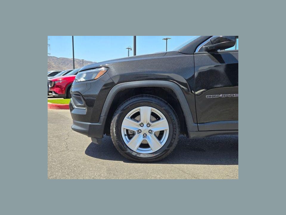 2022 Jeep Compass Latitude FWD