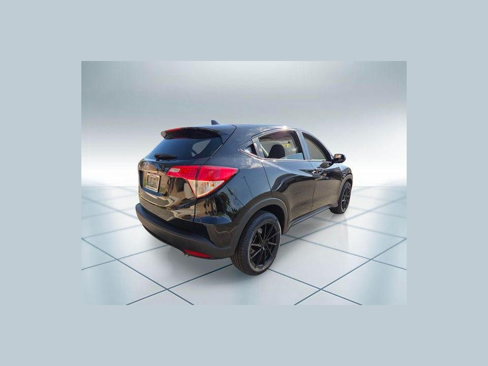 2022 Honda HR-V 2WD LX