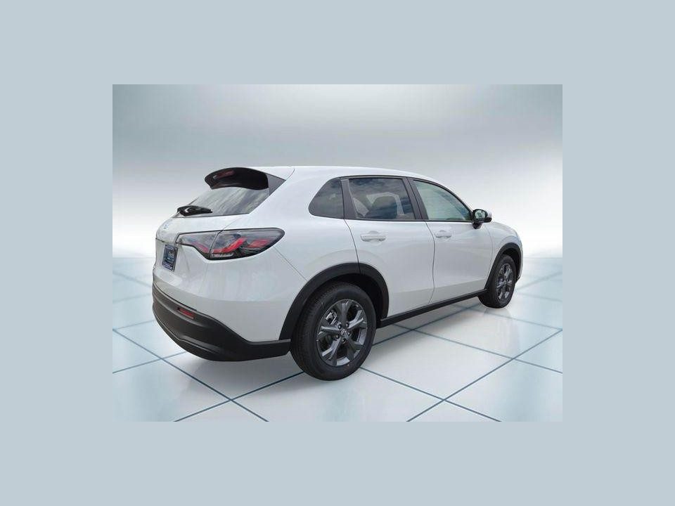 2027 Honda HR-V LX
