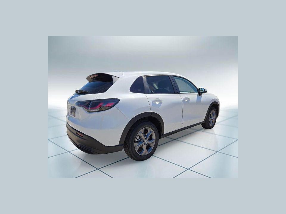 2027 Honda HR-V LX AWD