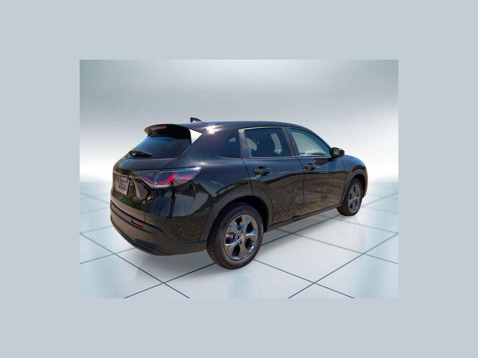 2027 Honda HR-V LX