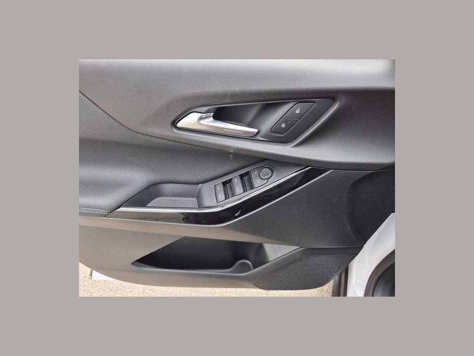 2027 Chevrolet Equinox FWD LT